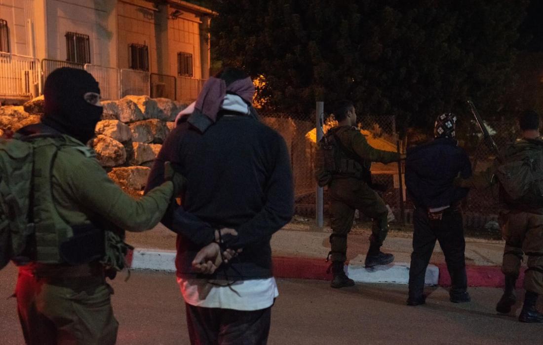  الاحتلال يعتقل شابا من مدينة القدس