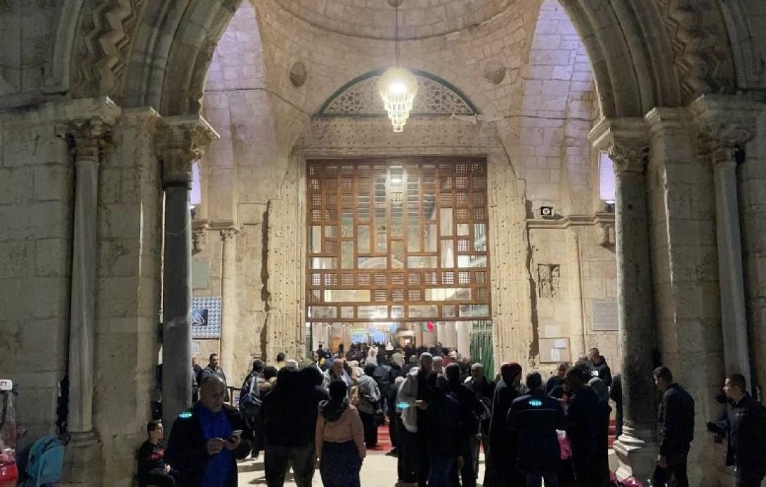 صلاة الفجر في المسجد الأقصى