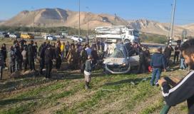 لحظة وقوع حادث التصادم قرب أريحا الذي أودى بحياة 7 فلسطينيين وإصابة 3 آخرين