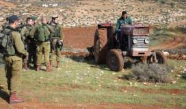 قوات الاحتلال تستولي على جرار زراعي في الأغوار.jpg