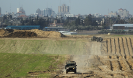 الاحتلال يعتقل فلسطينيًا حاول اجتياز السياج الحدودي شمال قطاع غزة