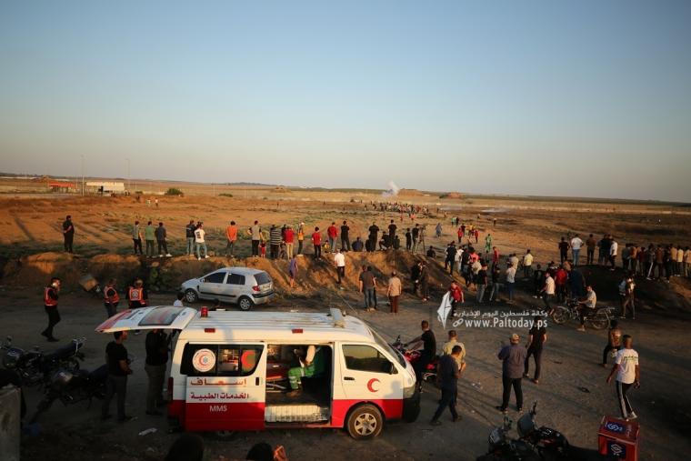 شبان يشاركون في مسيرات شرقي قطاع غزة